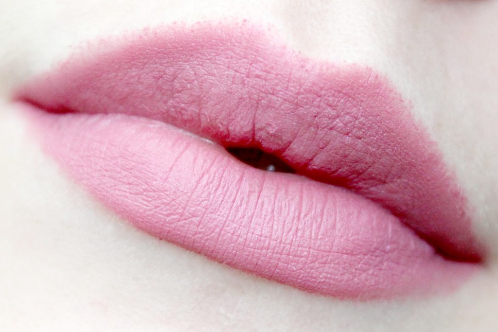 Trend it up - everlasting lipstick swatch